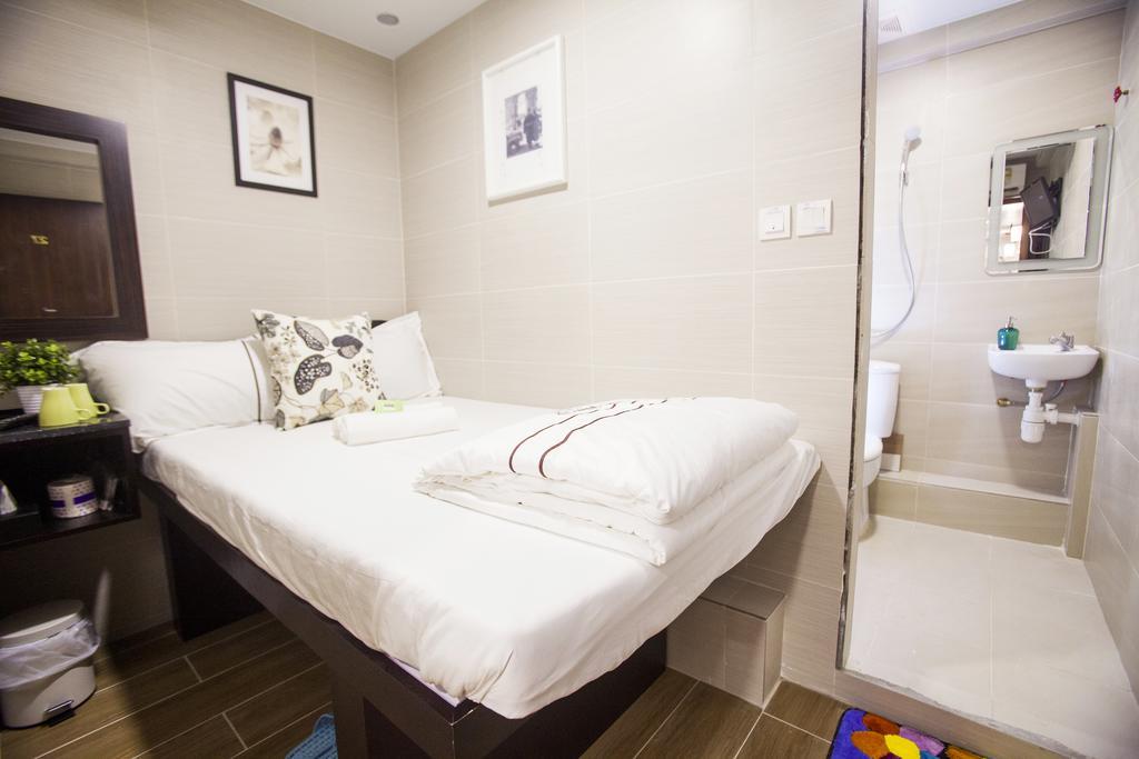 Joyous Guest House Hong Kong Room photo